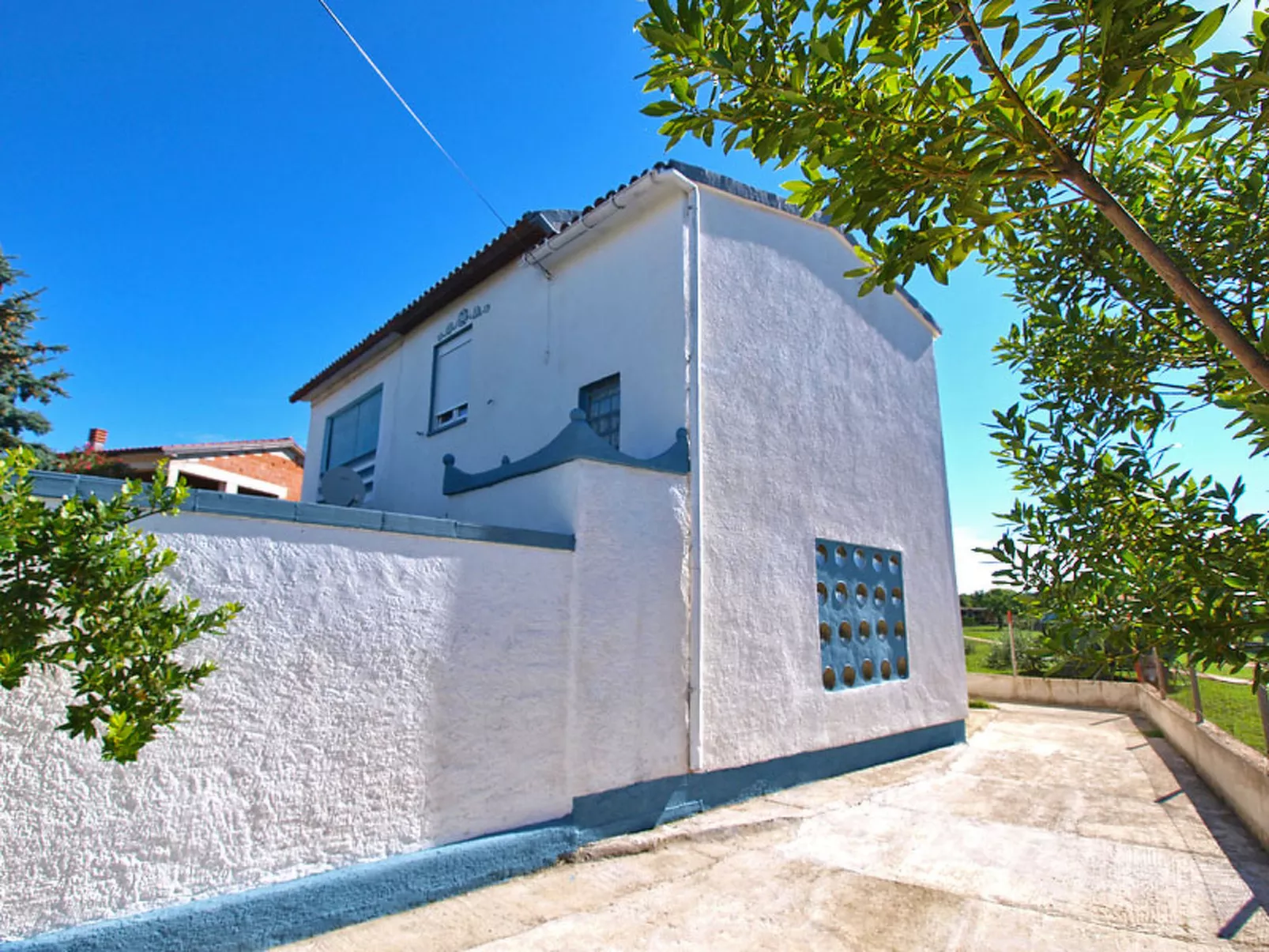 Apartment 725 - Image-tags.info