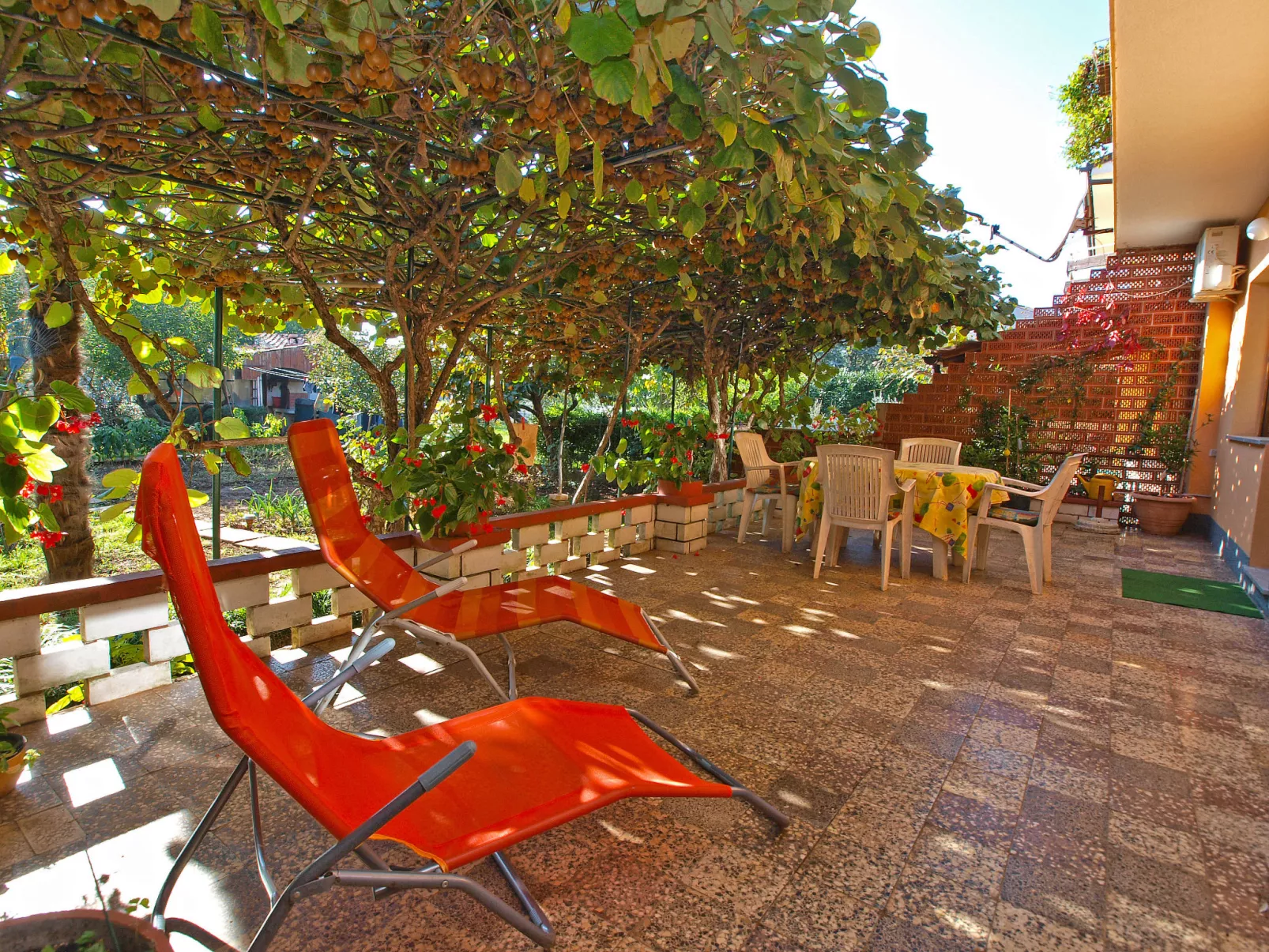 Apartment 933 - Image-tags.info