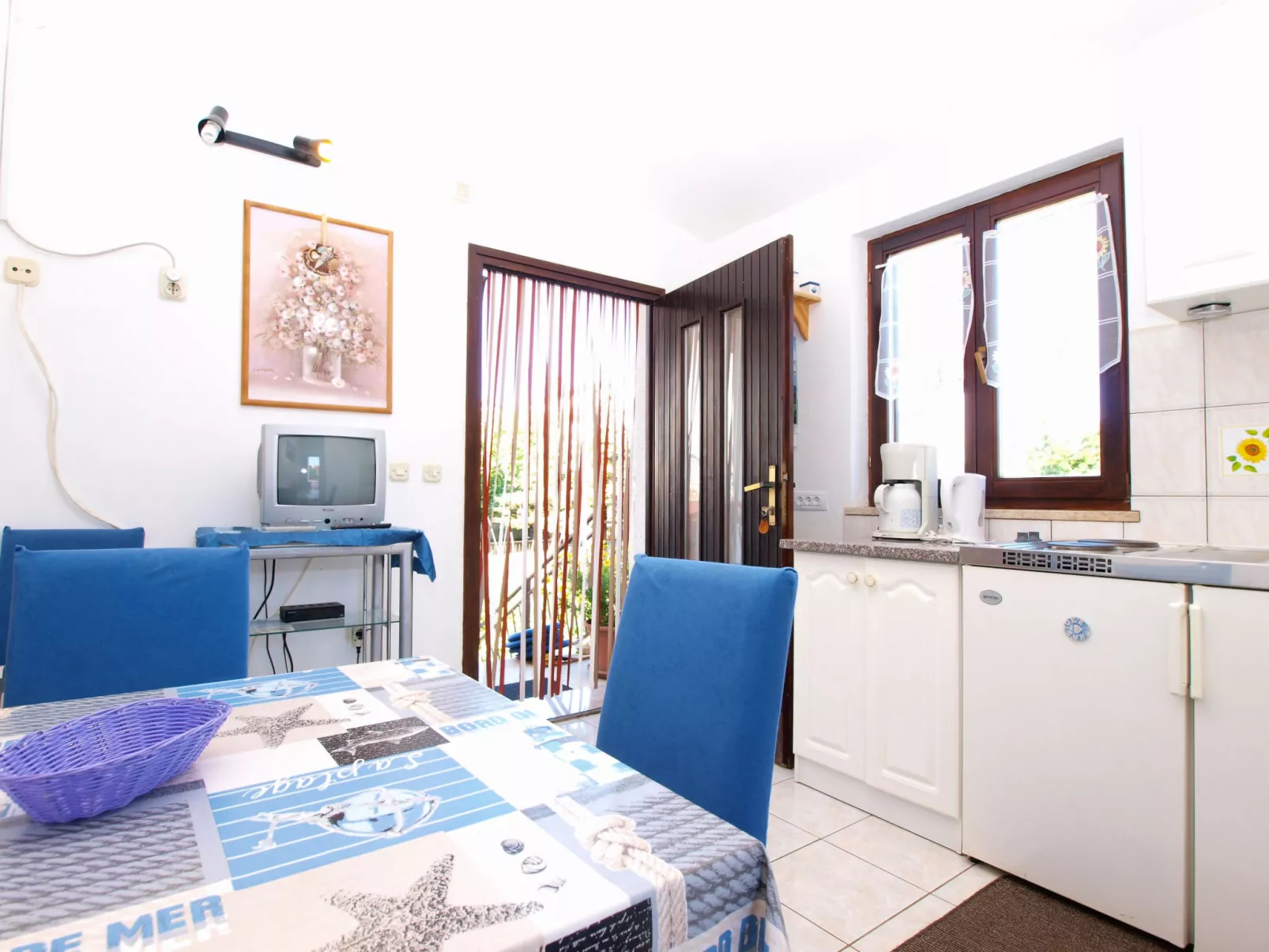 Apartment 1398 - Image-tags.info