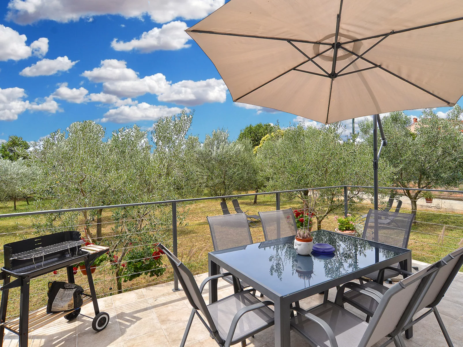 House 2279 - Image-tags.info