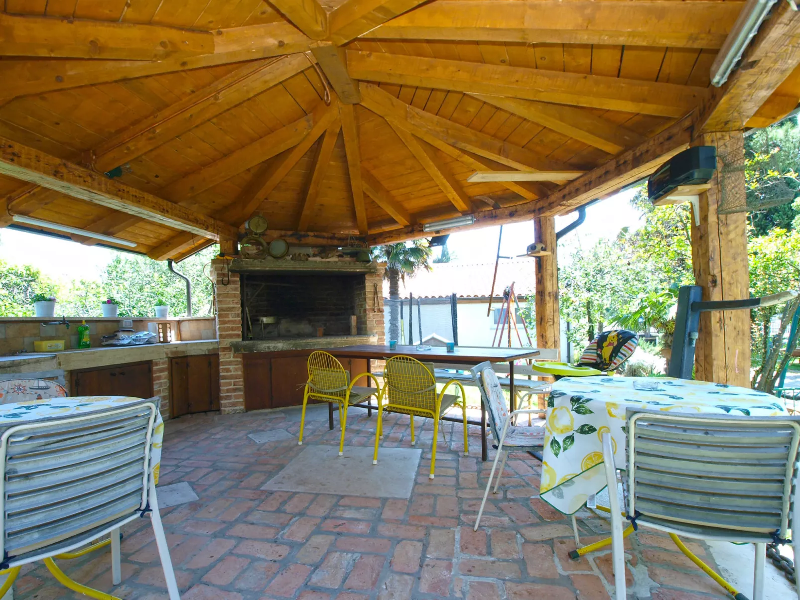 Apartment 1804 - Image-tags.info