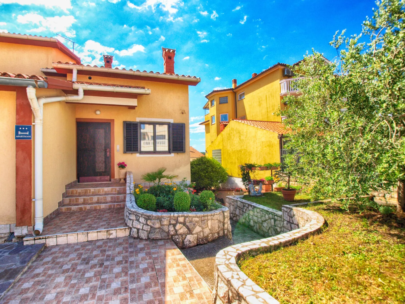 Apartment 1371 - Image-tags.info