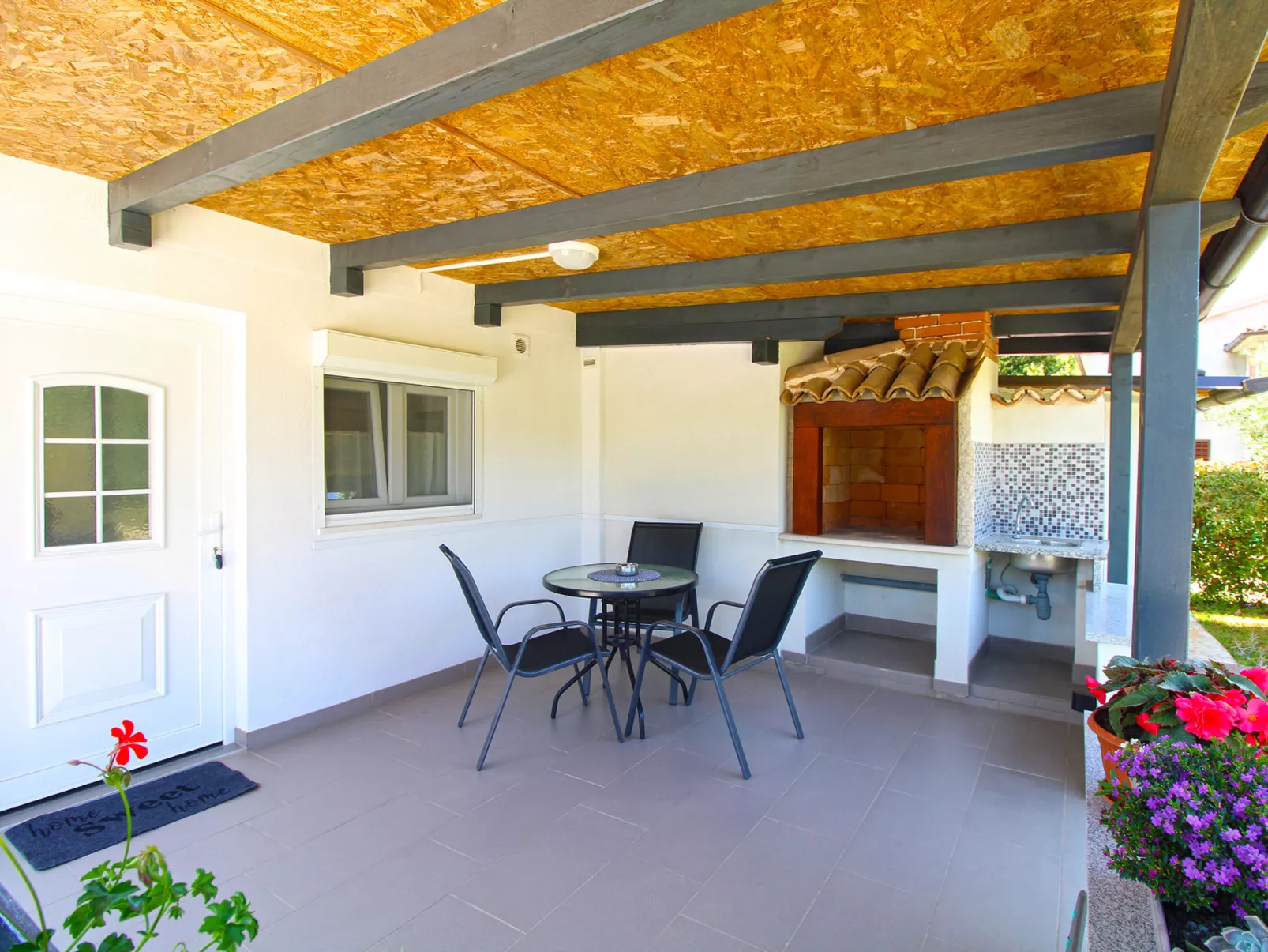 House 1818 - Image-tags.info