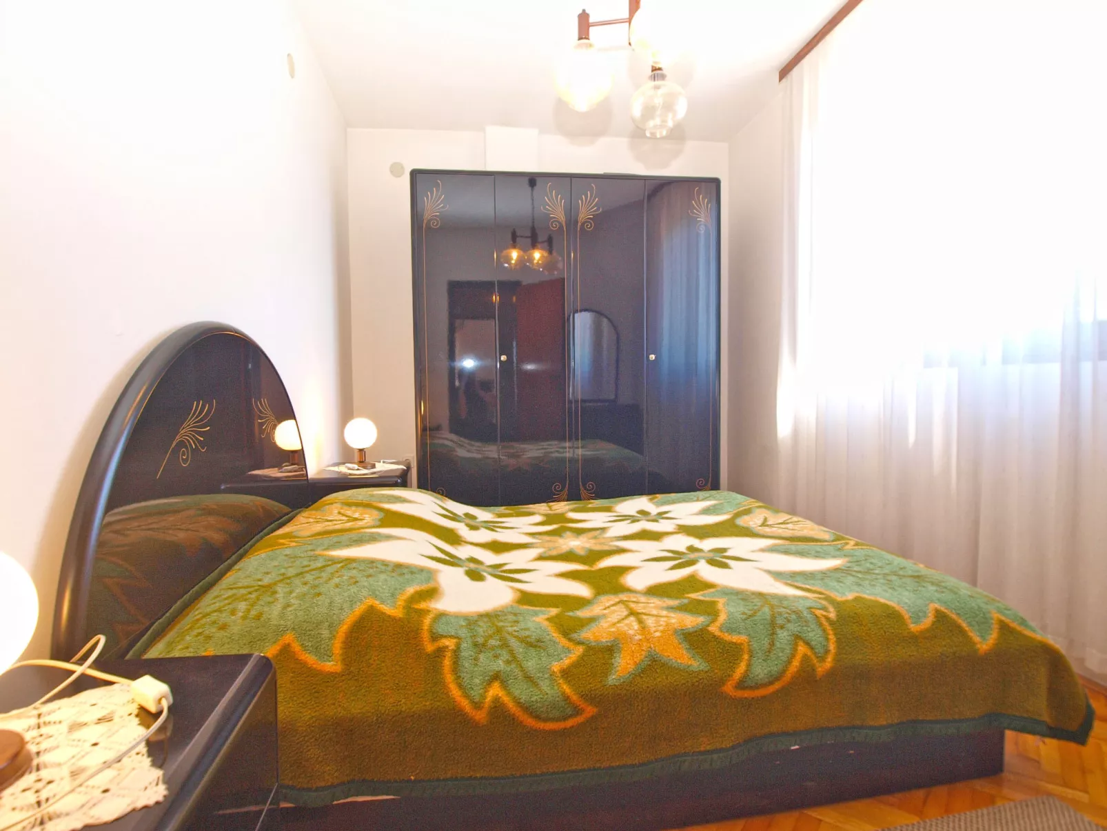 Apartment 1586 - Image-tags.info