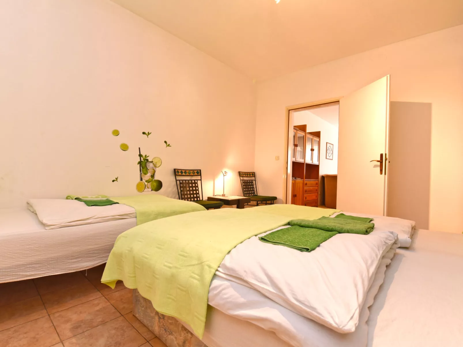 Apartment 1562 - Image-tags.info