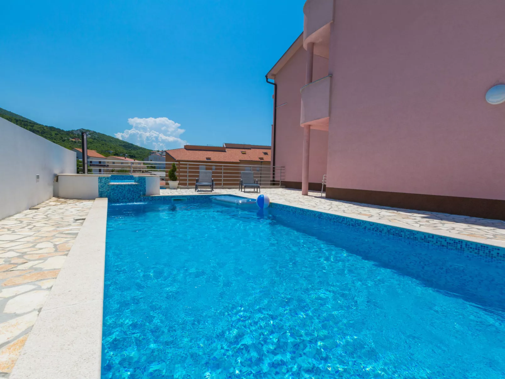 Cosic Green / HR-09706-01 - Image-tags.info