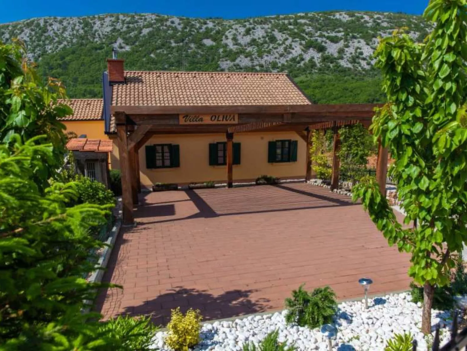 Villa Oliva / HR-09690-01 - Image-tags.info