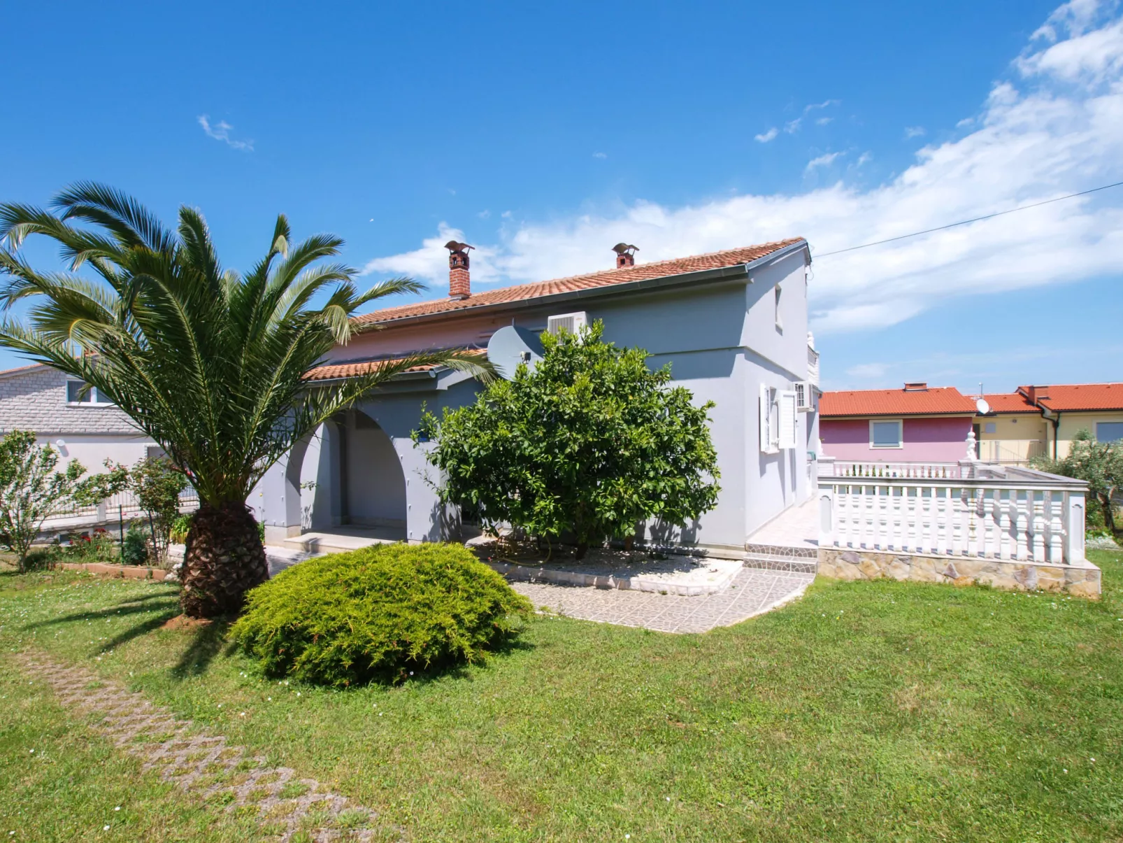 Apartment 692 - Image-tags.info