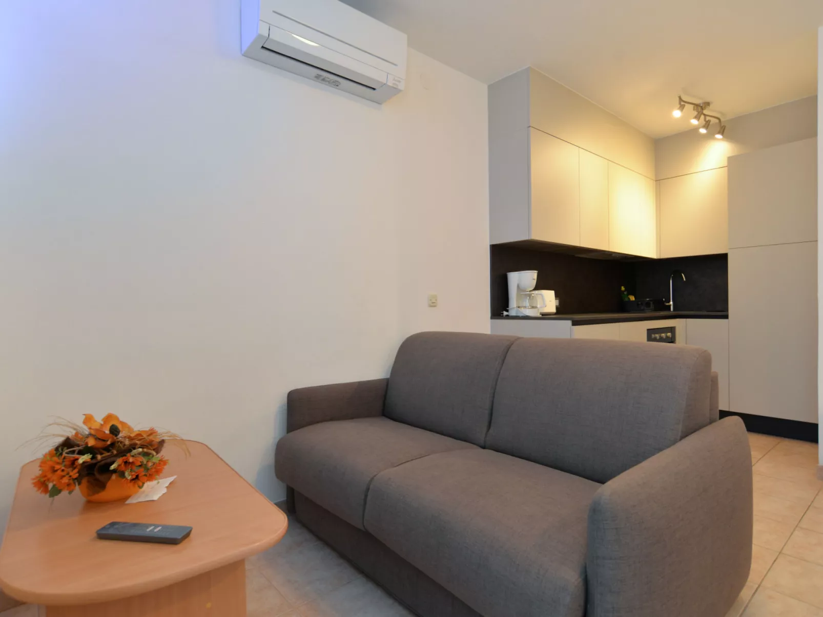 Apartment 1299 - Image-tags.info