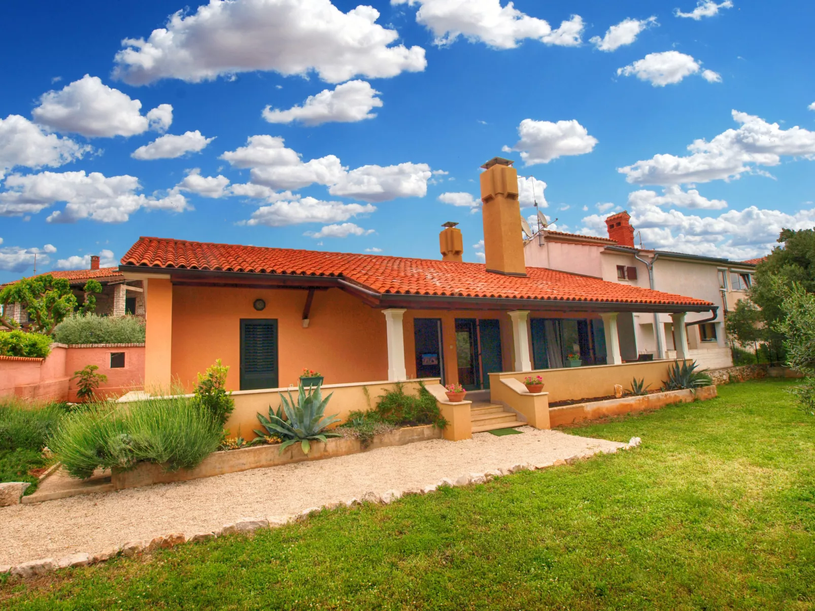 House 1330 - Image-tags.info