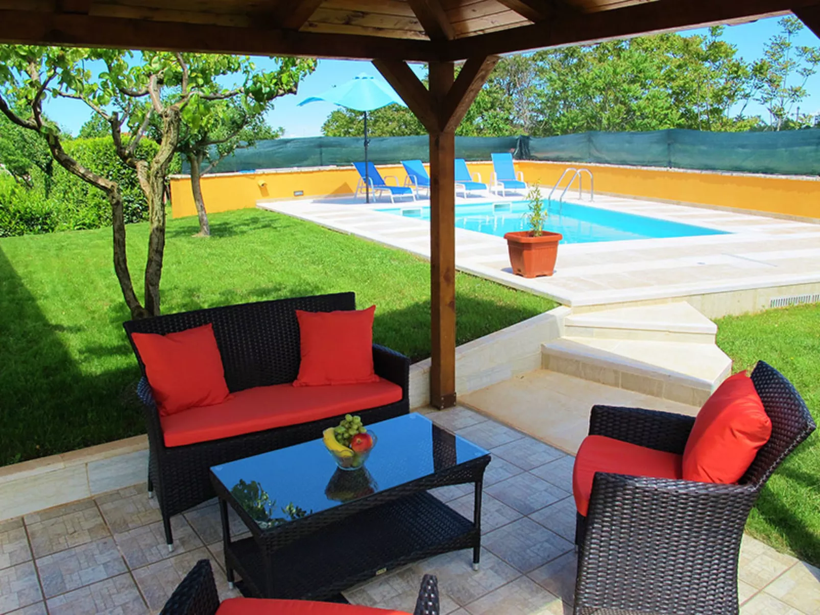 House 526 - Image-tags.info