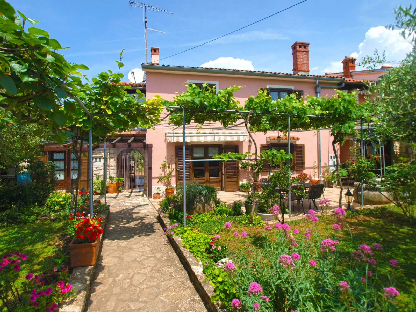 Apartment 64 - Image-tags.info