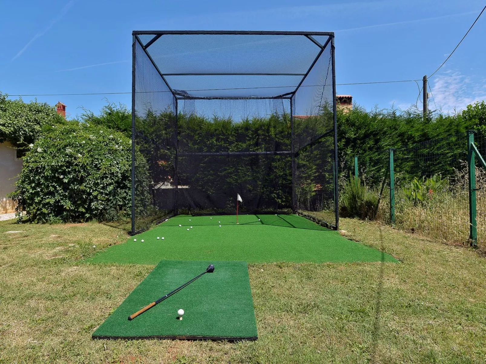 Golf House - Image-tags.info