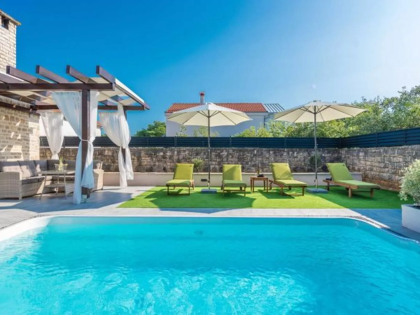 Dalmatian Holiday house Marcella with pool - Image-tags.info