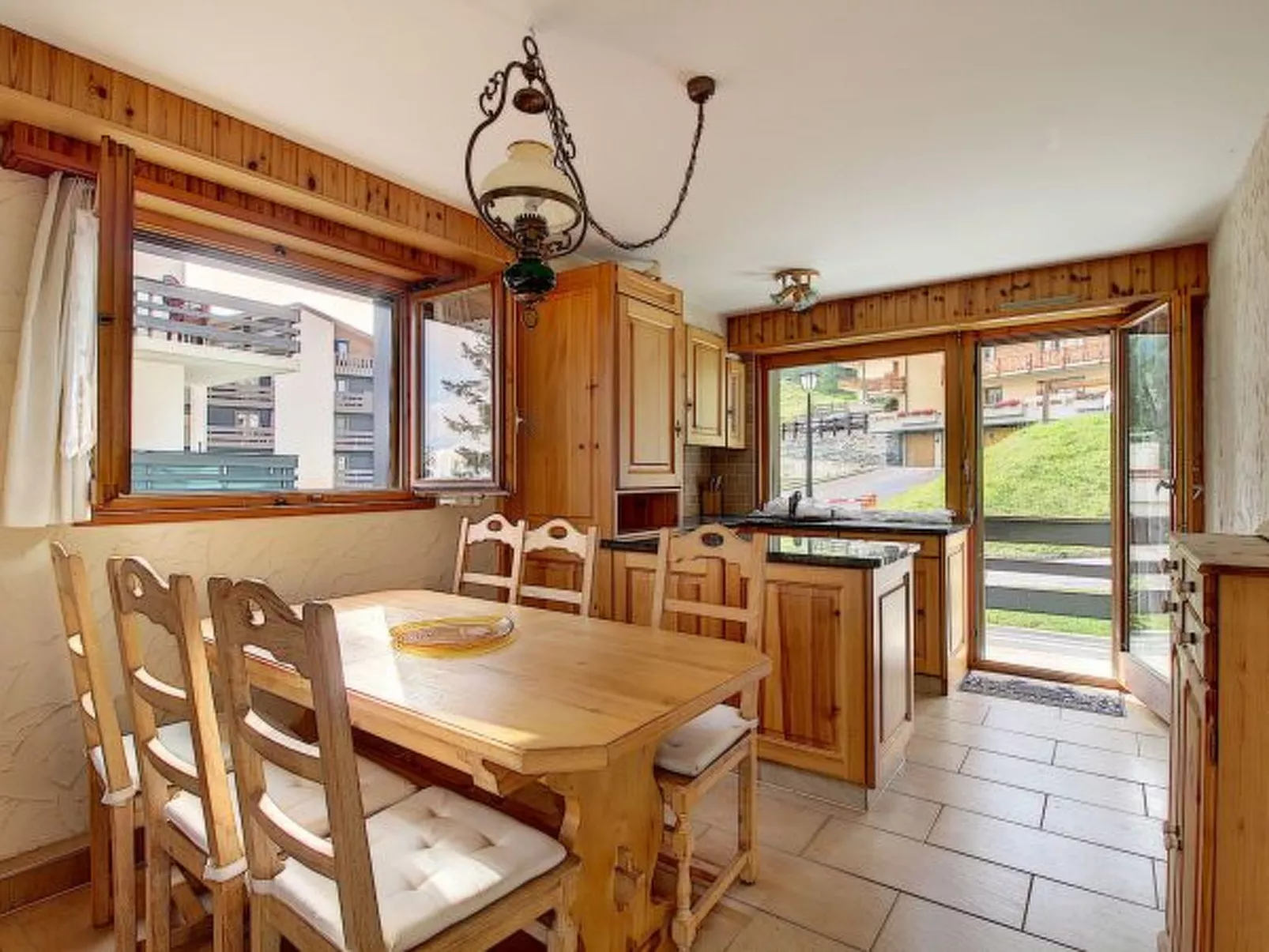 Prachalier II - Proche télécabine de Nendaz - Binnen