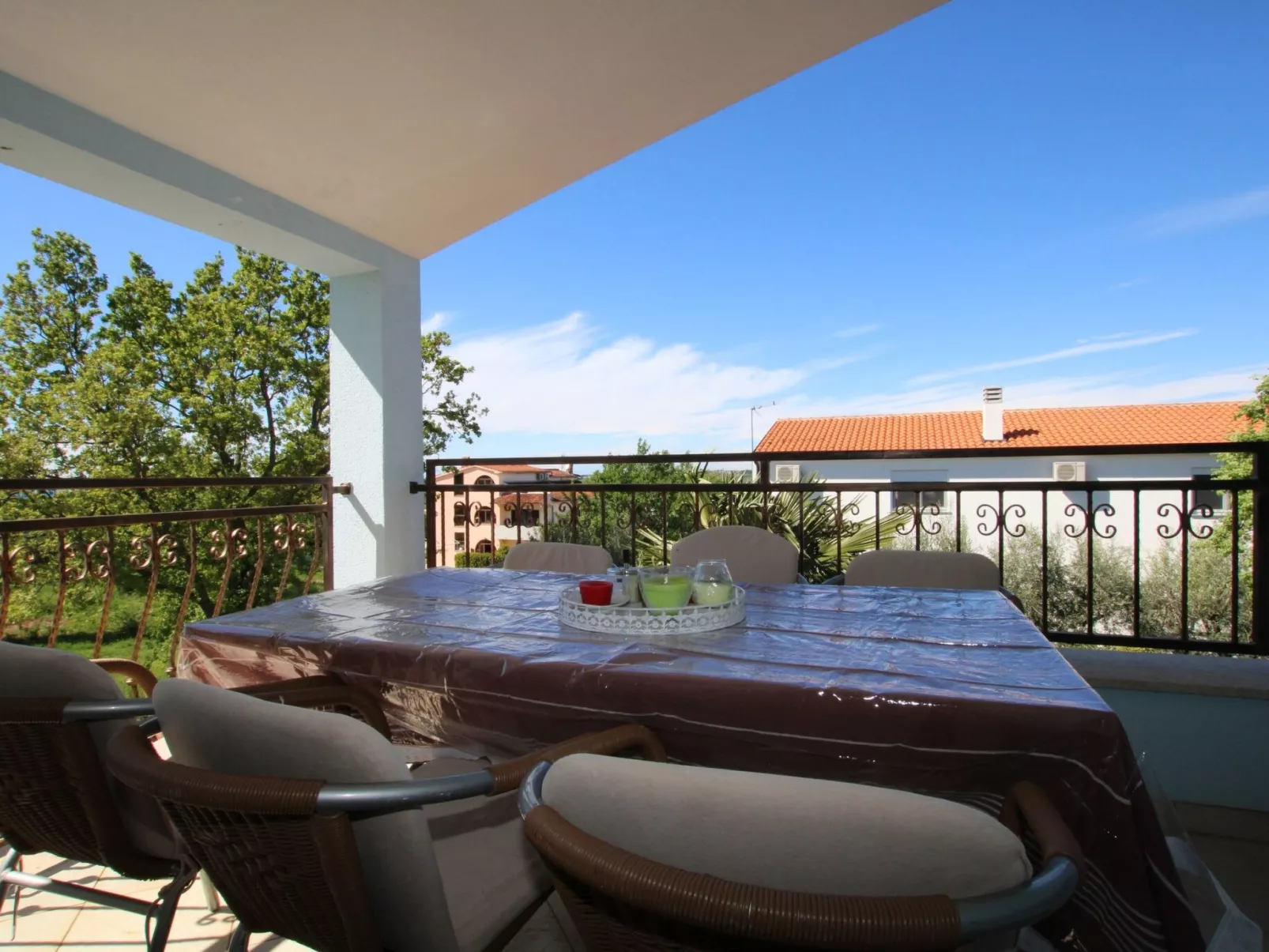 Apartment Julia Rosa / HR-11080-03 - Image-tags.info