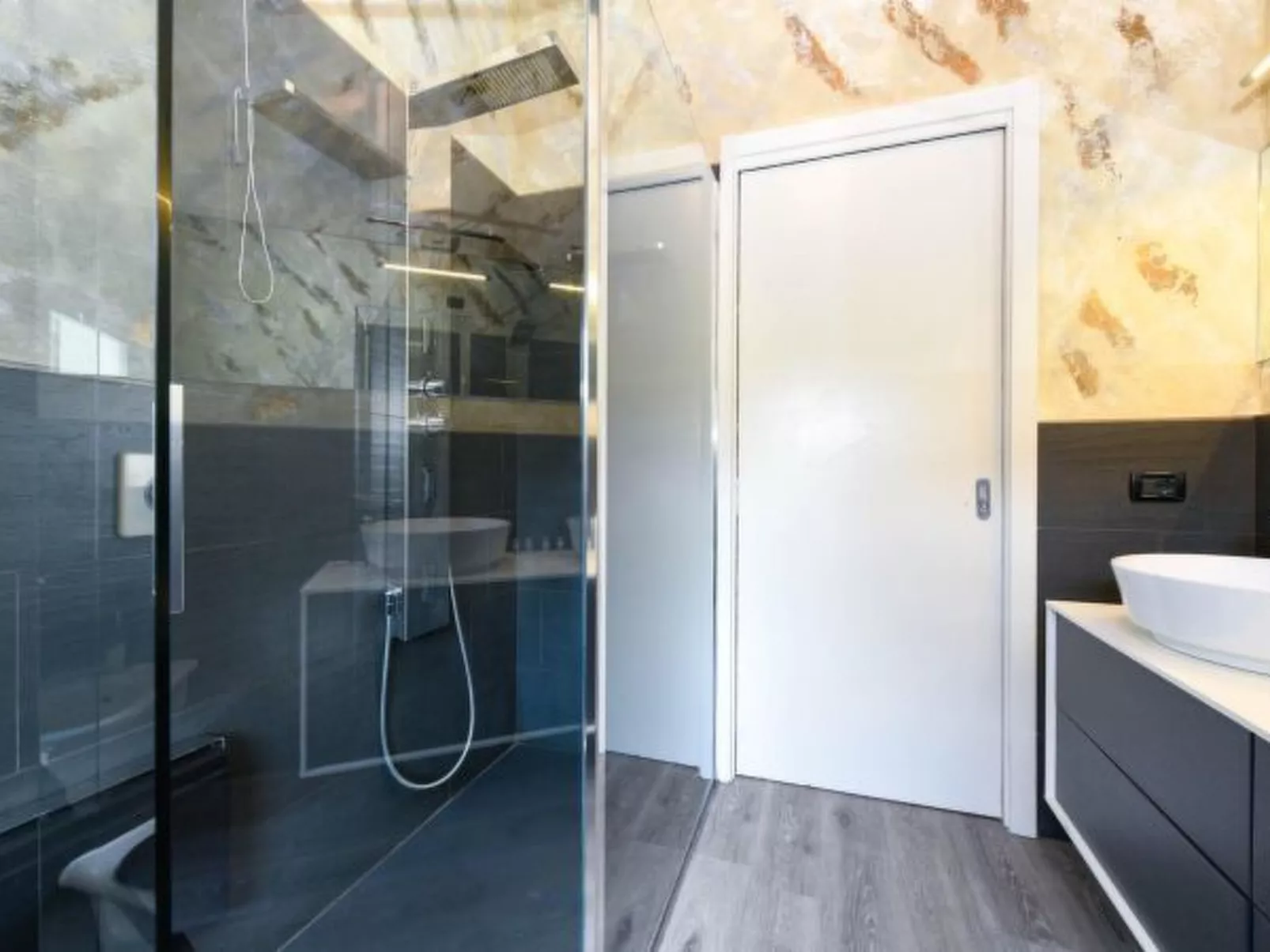 DesenzanoLoft Villa Meraviglia am See - Image-tags.info