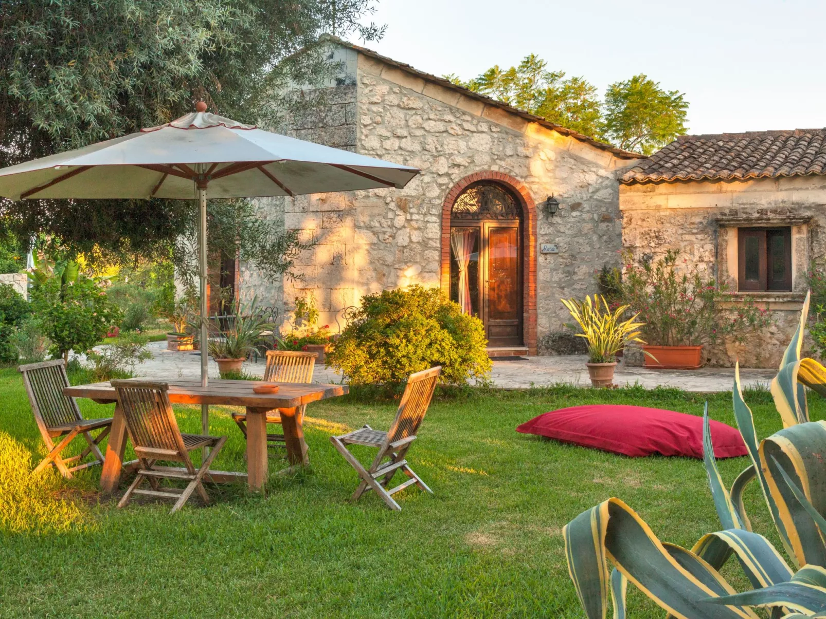 Villa dei Papiri - Superior Zimmer mit möbliertem Garten - Buiten