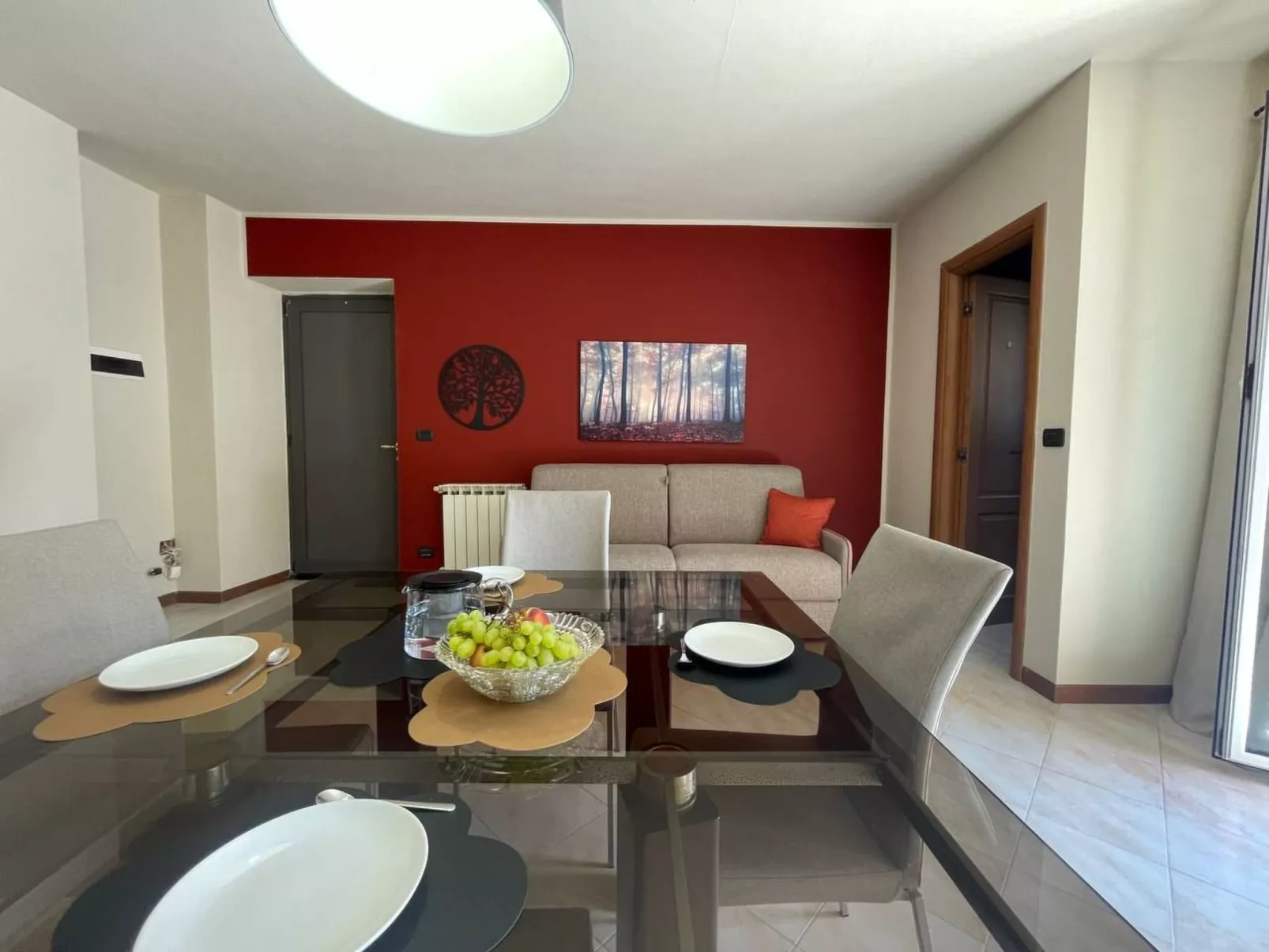 'Il Bosco' mit Terrasse - Binnen