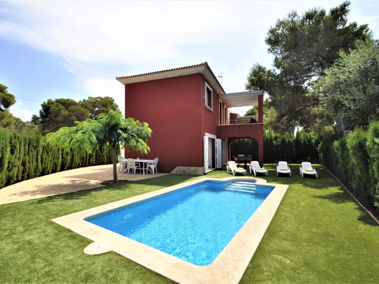 VILLA en Zona residencial tranquila con piscina privada ideal para familias - W - Image-tags.info