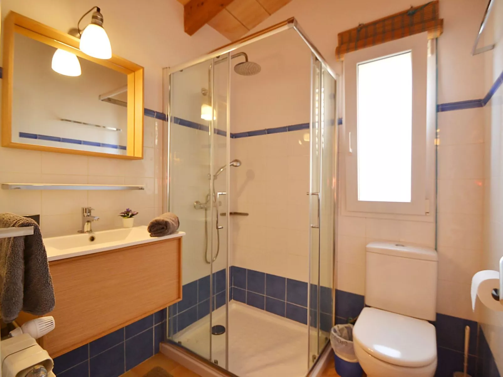 Gemütliches Ferienhaus in Urbanització S'estanyol mit Privatem Pool - Binnen