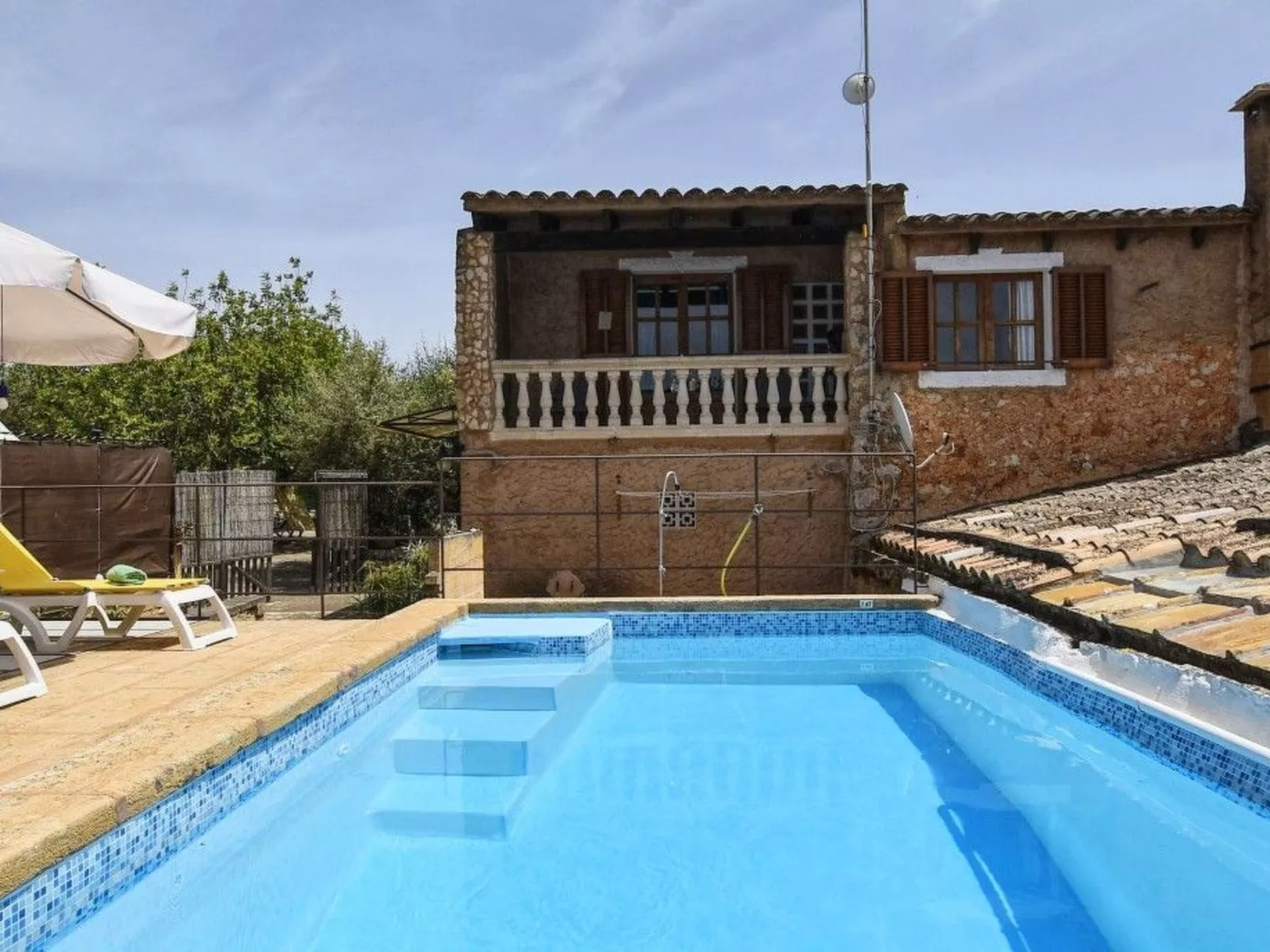 MONTSERRAT  ( SON PERETO ) - Buiten