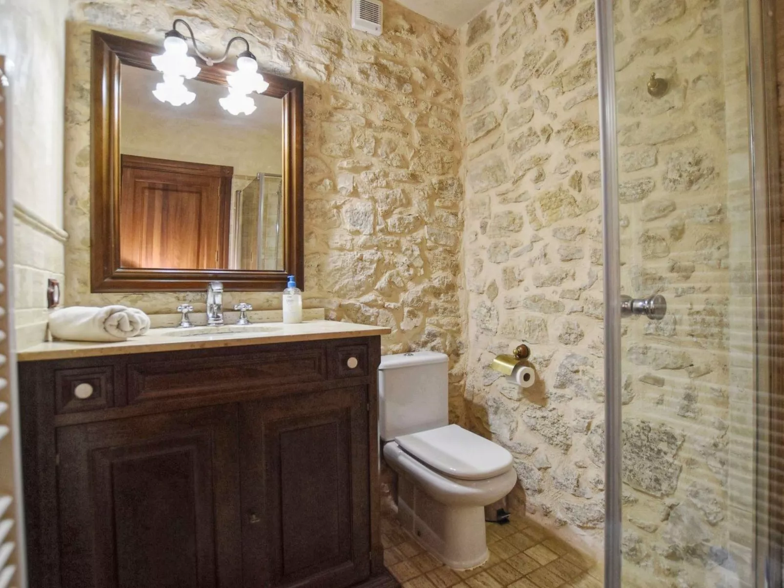 Villa mit eigenem Schwimmbad - Binnen