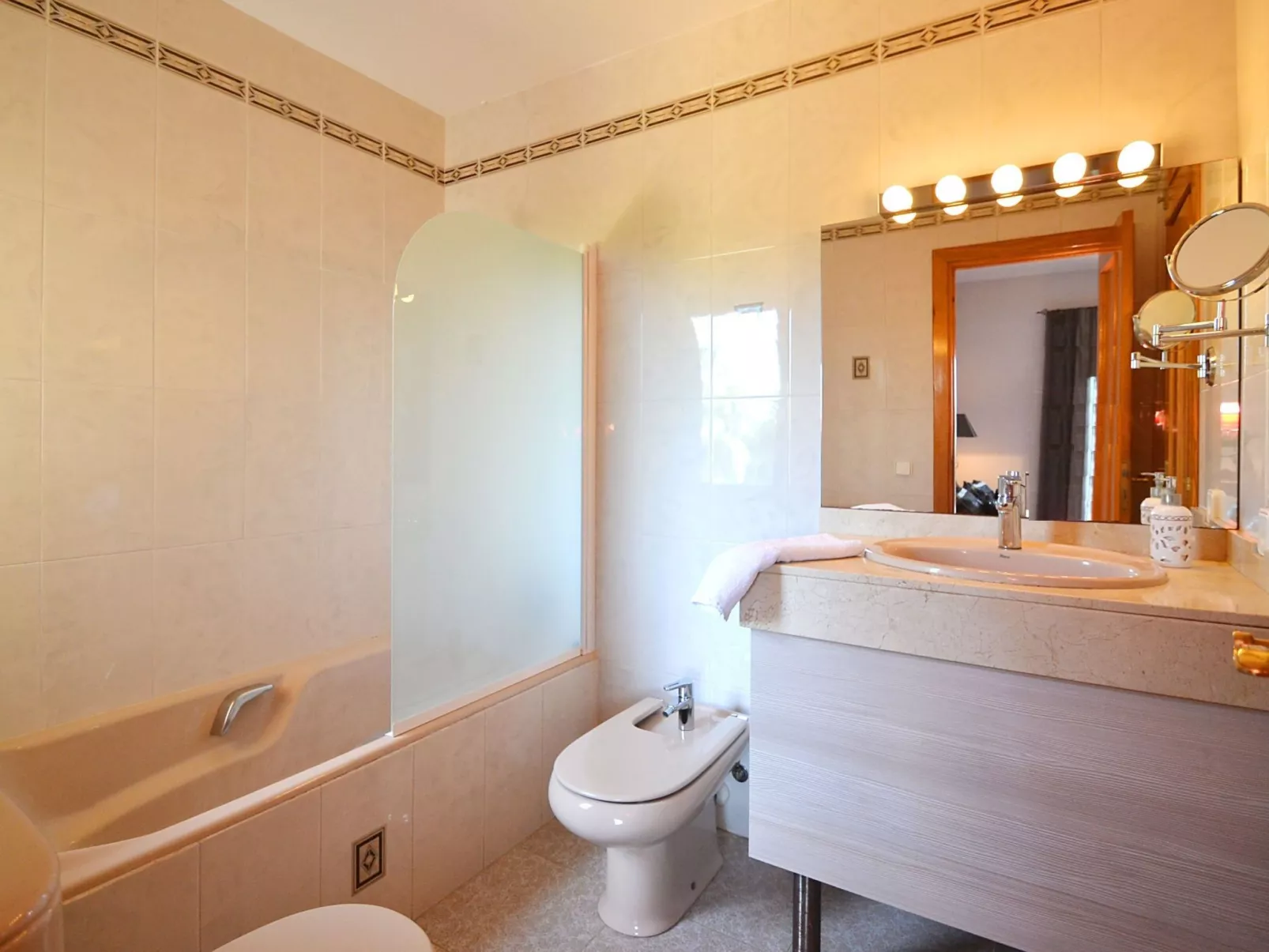 Wunderschön restauriertes Landhaus - Binnen