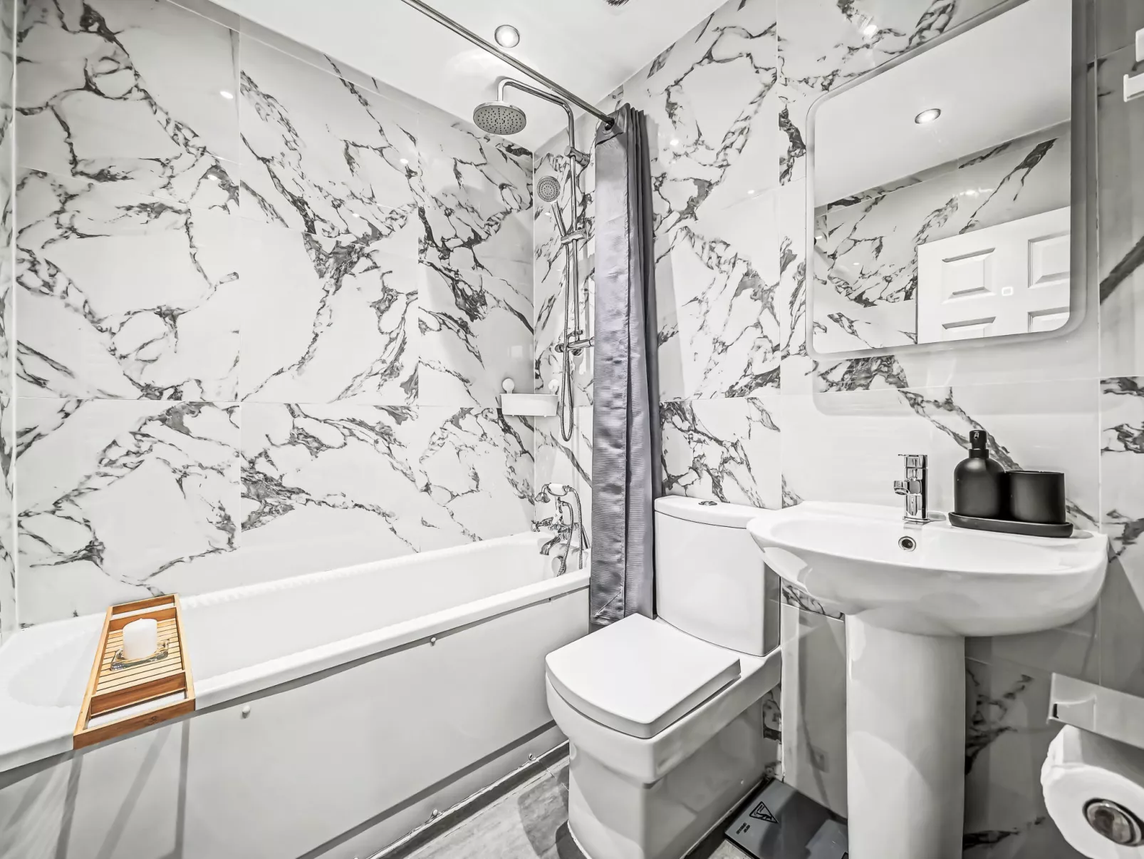 Elegant Stay In London - Binnen