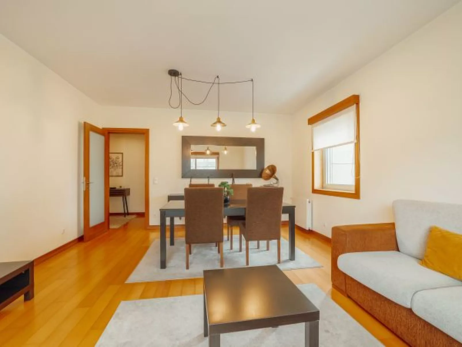 DOWNTOWN DELUXE 6 by VACATIONY - Binnen