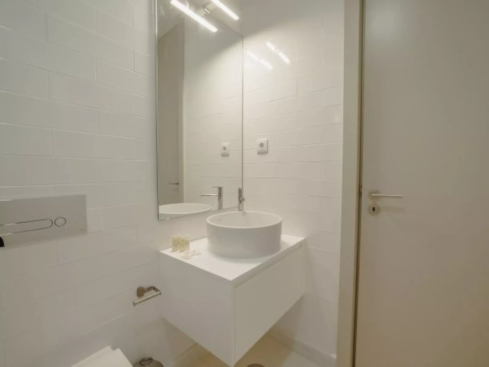 LEGACY OPORTO PREMIUM APARTMENT C by VACATIONY - Binnen