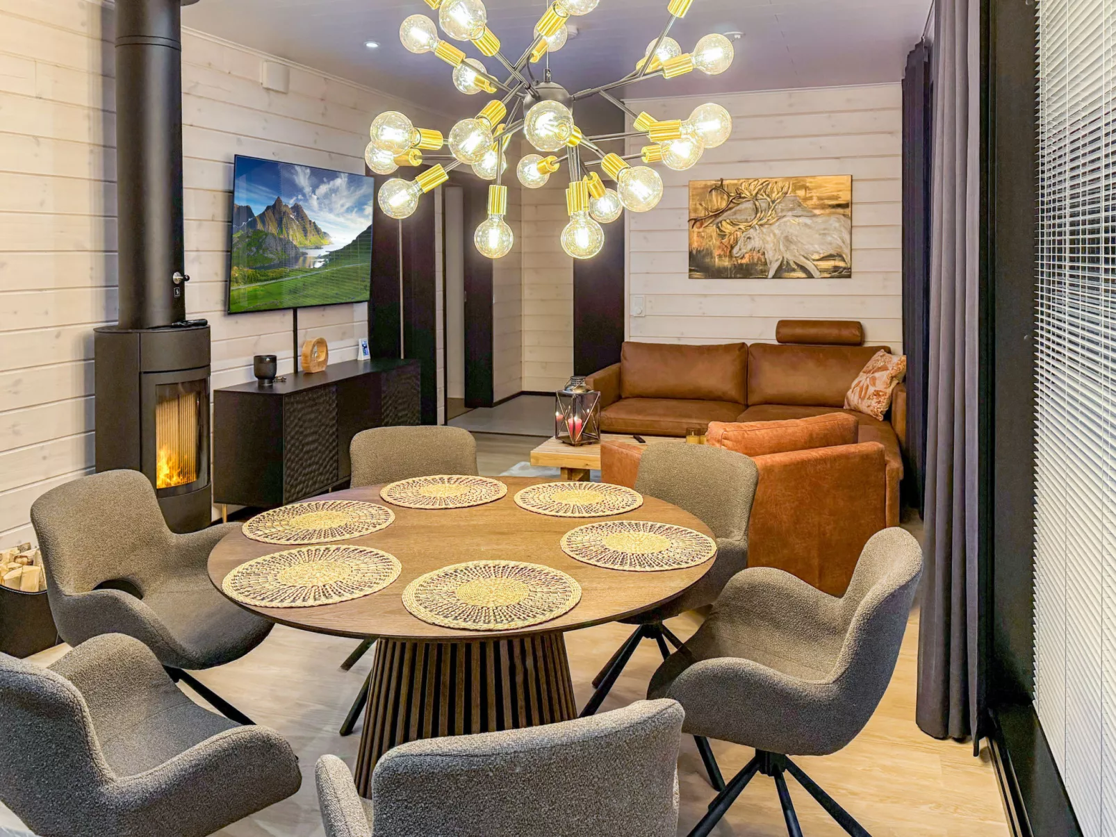 Saanan taika - Binnen