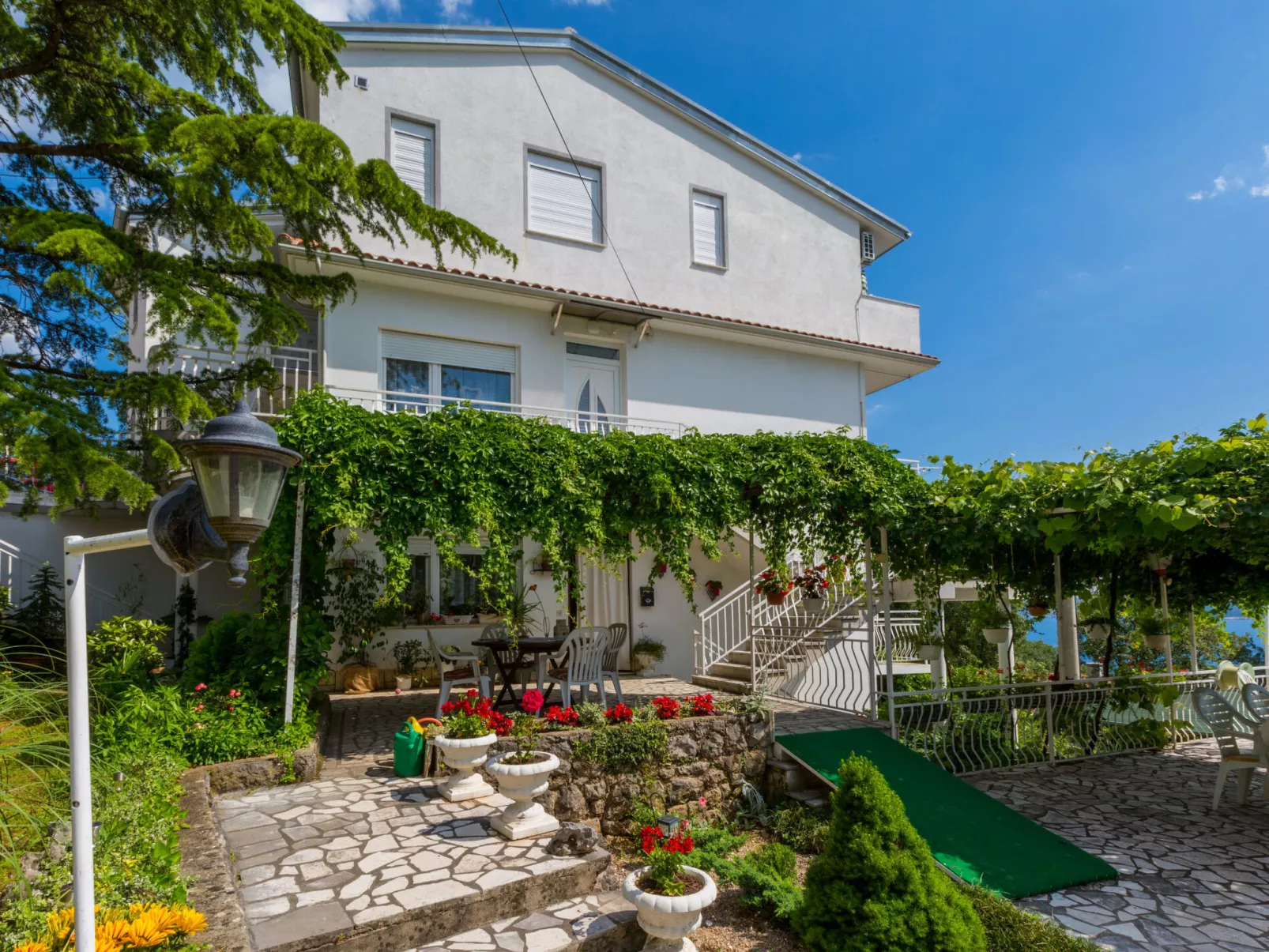 ELLA 5 / HR-02352-05 - Image-tags.info