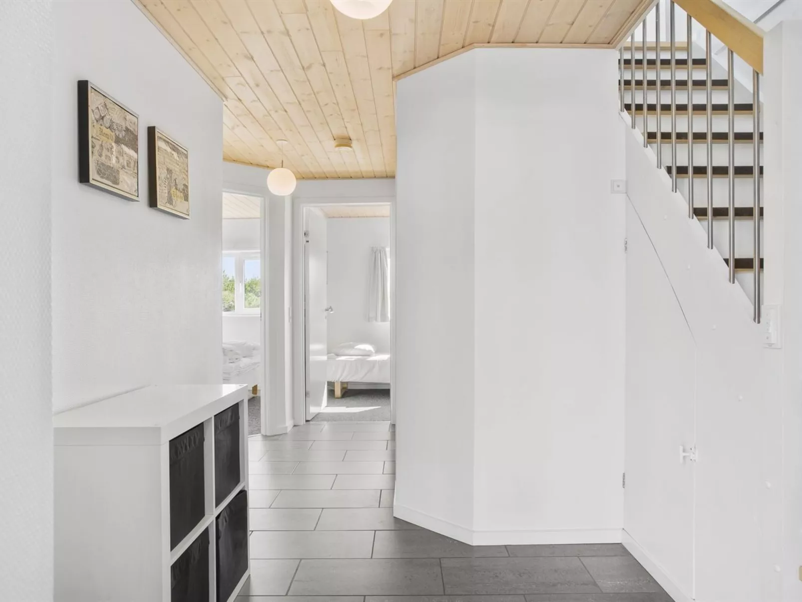 "Heraldina" - 700m from the sea - Binnen