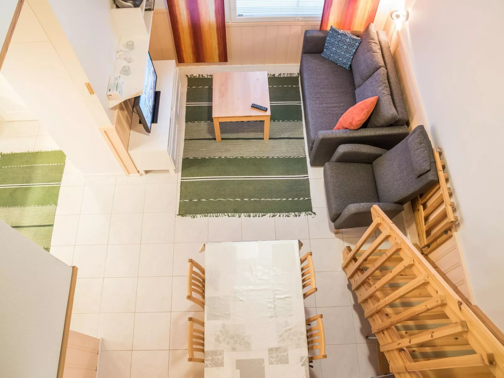 Yllästar 1 as 210 (la-la) - Binnen