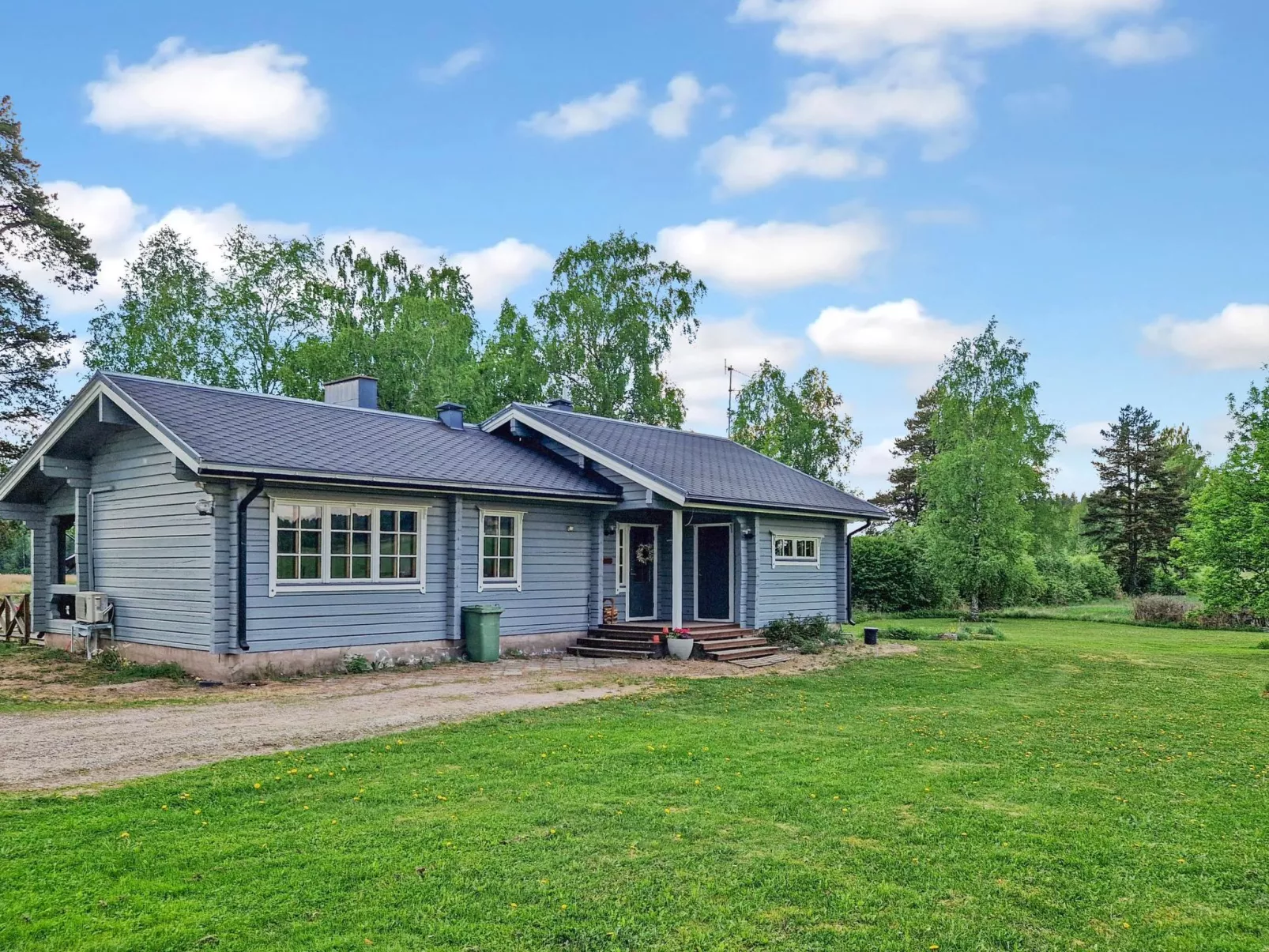 Annas beach - Binnen