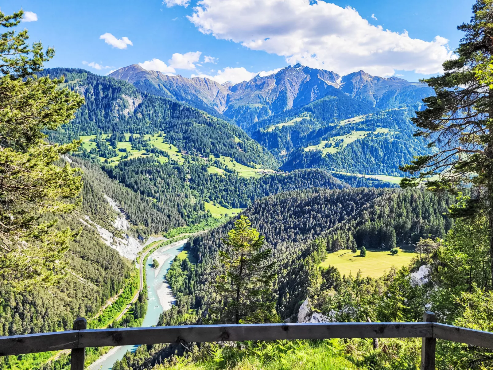 Chalet mit Bergsicht - Buiten