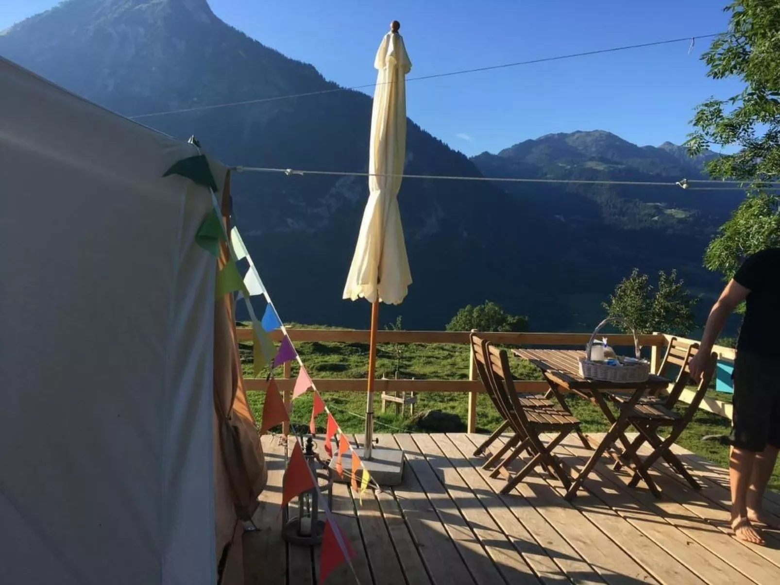 Zeltferien Into the Wäid "Zelt unter der Esche" - Image-tags.info