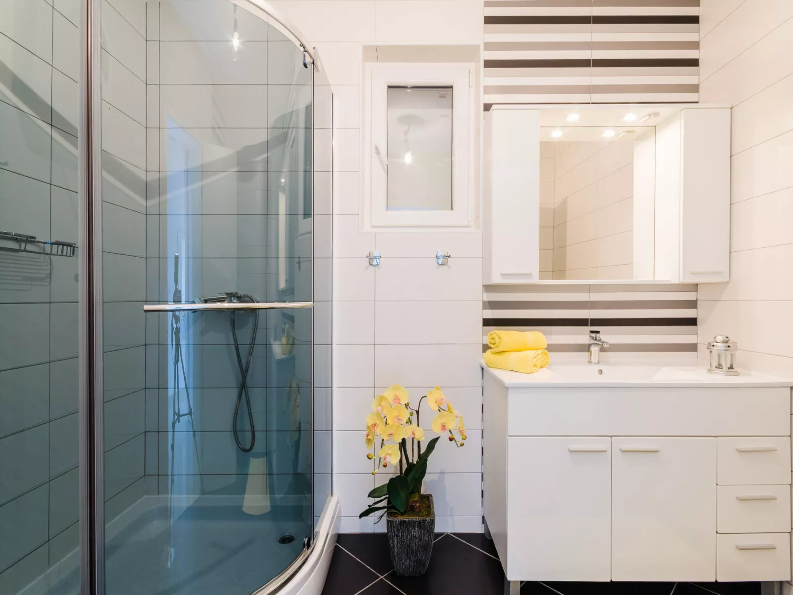 ILICEVIC Kralja Zvonimira / HR-10019-01 - Image-tags.info