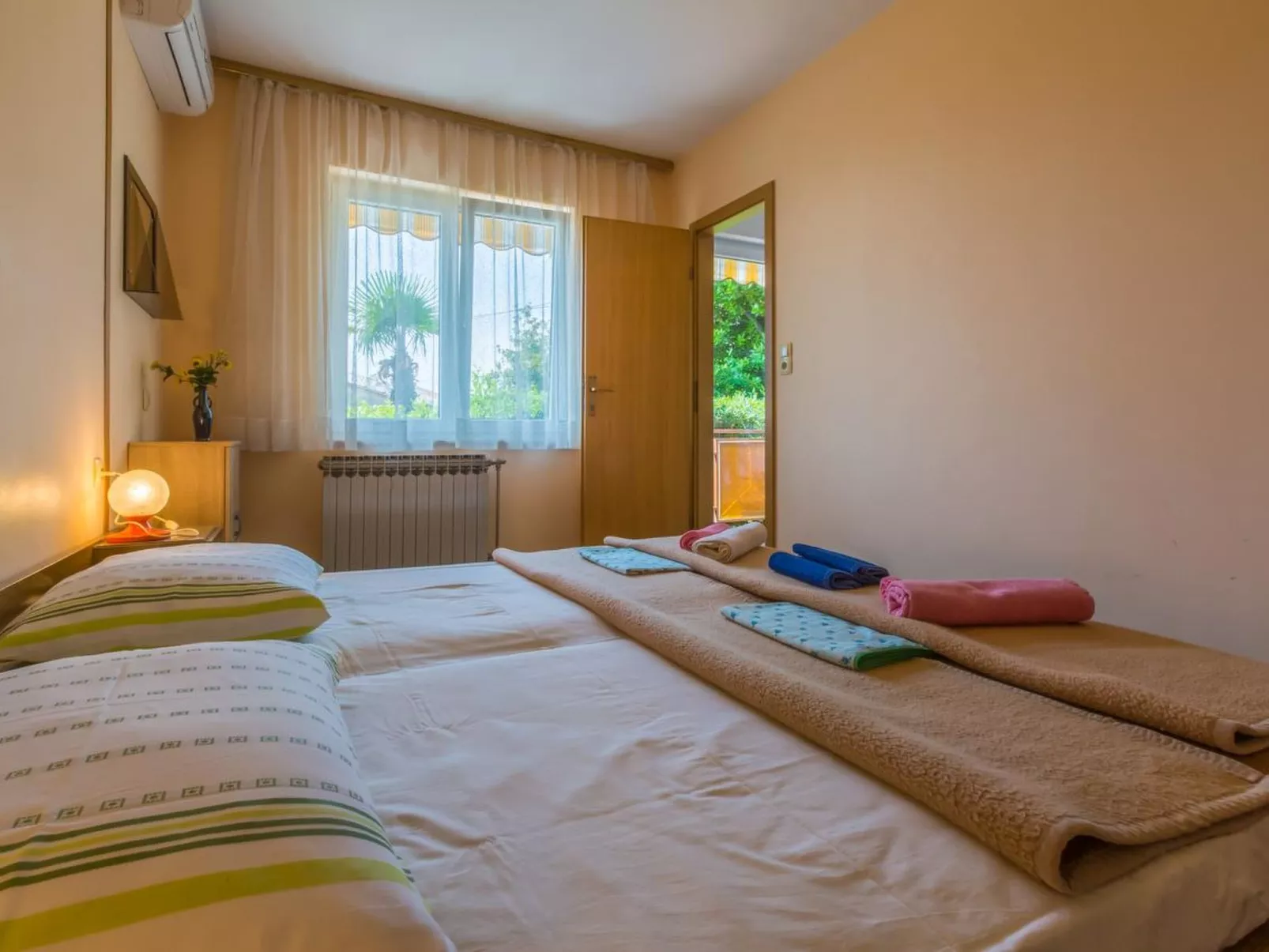 RUZA 1 / HR-05660-01 - Image-tags.info