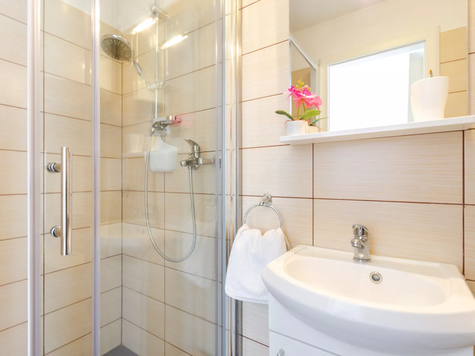 Slavka 2 / HR-10313-02 - Image-tags.info