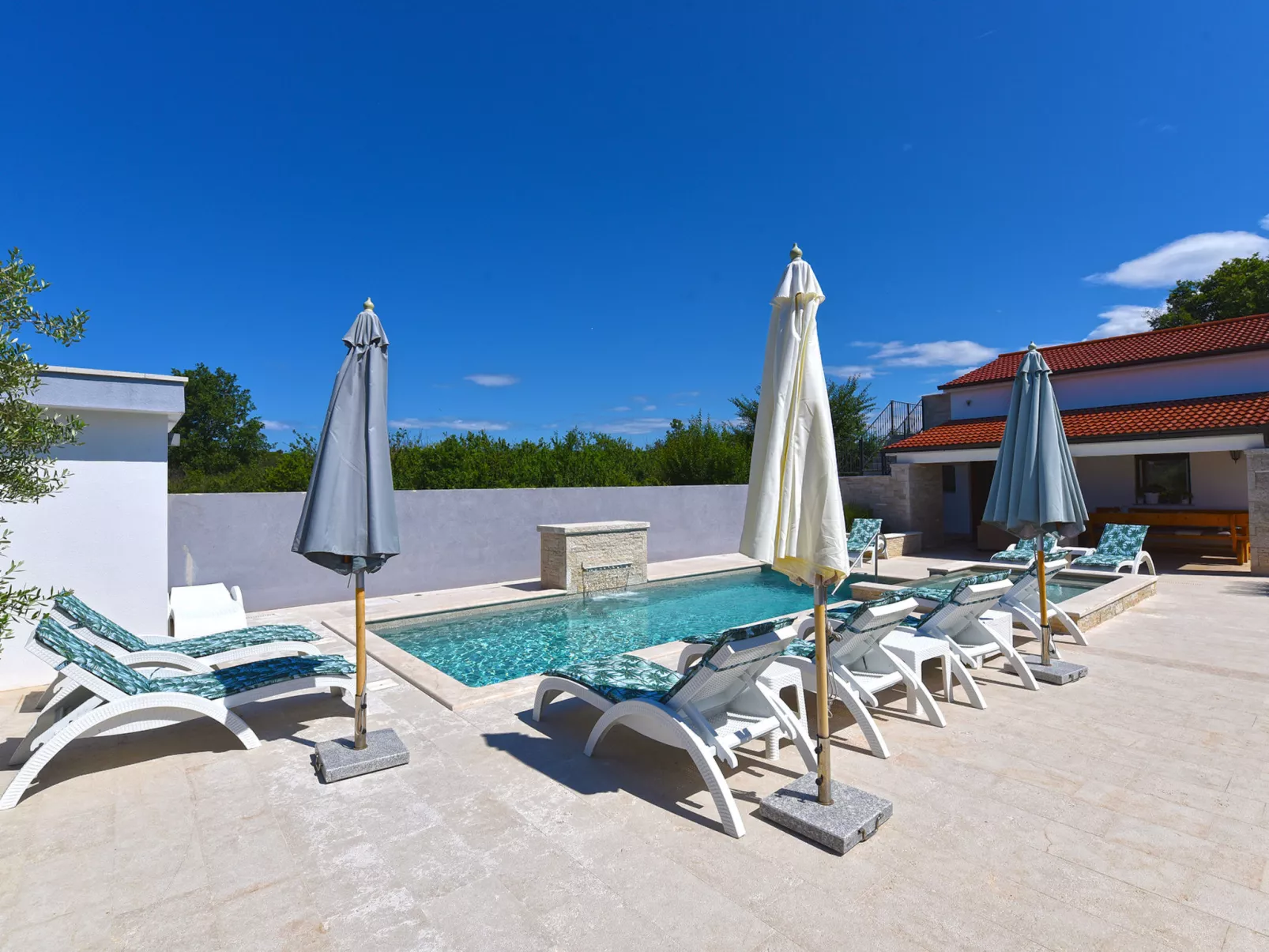 House 2262 - Image-tags.info