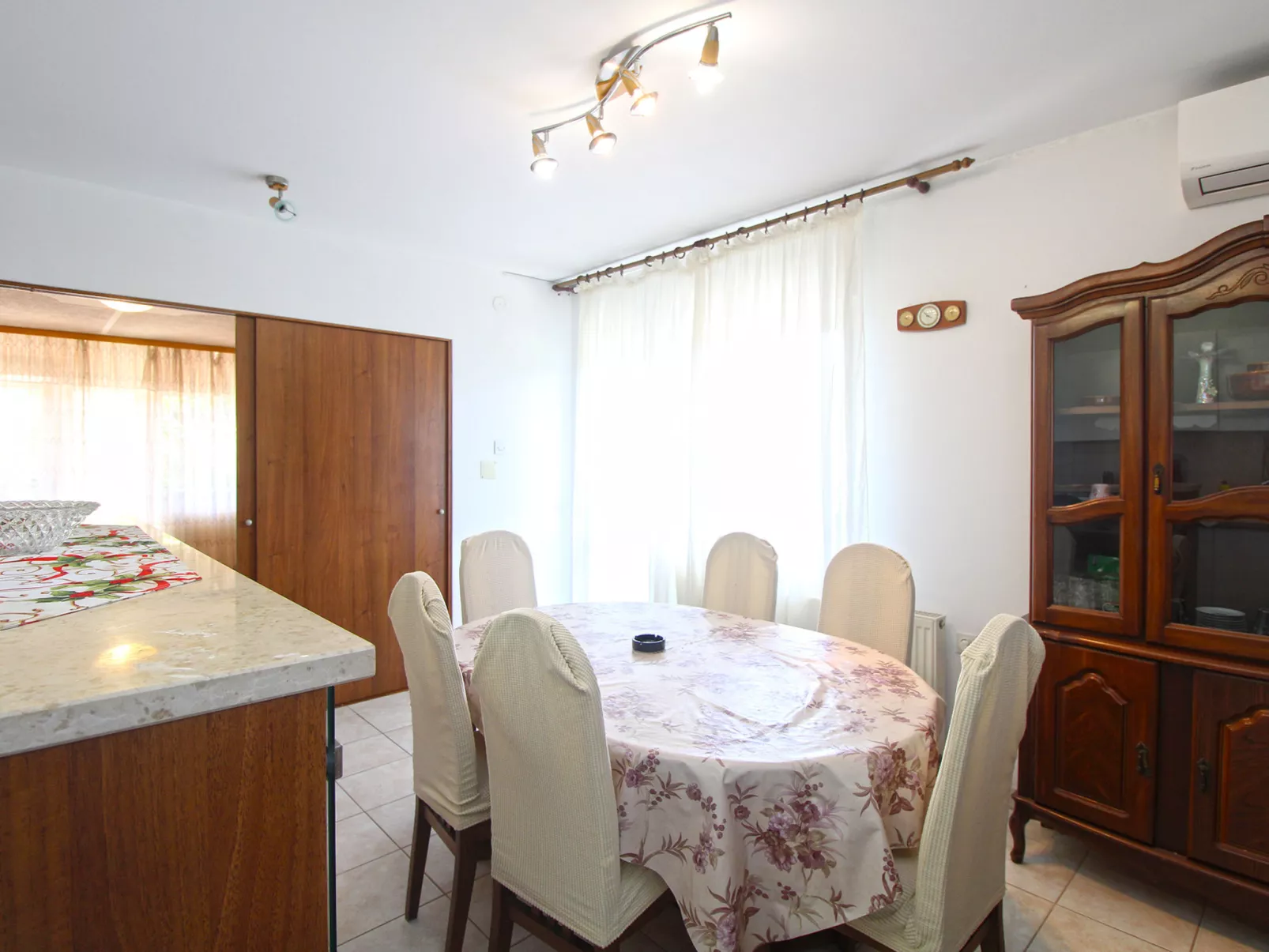 Apartment 1198 - Image-tags.info