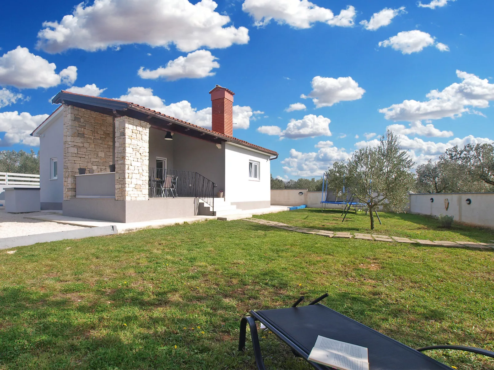 House 2068 - Image-tags.info