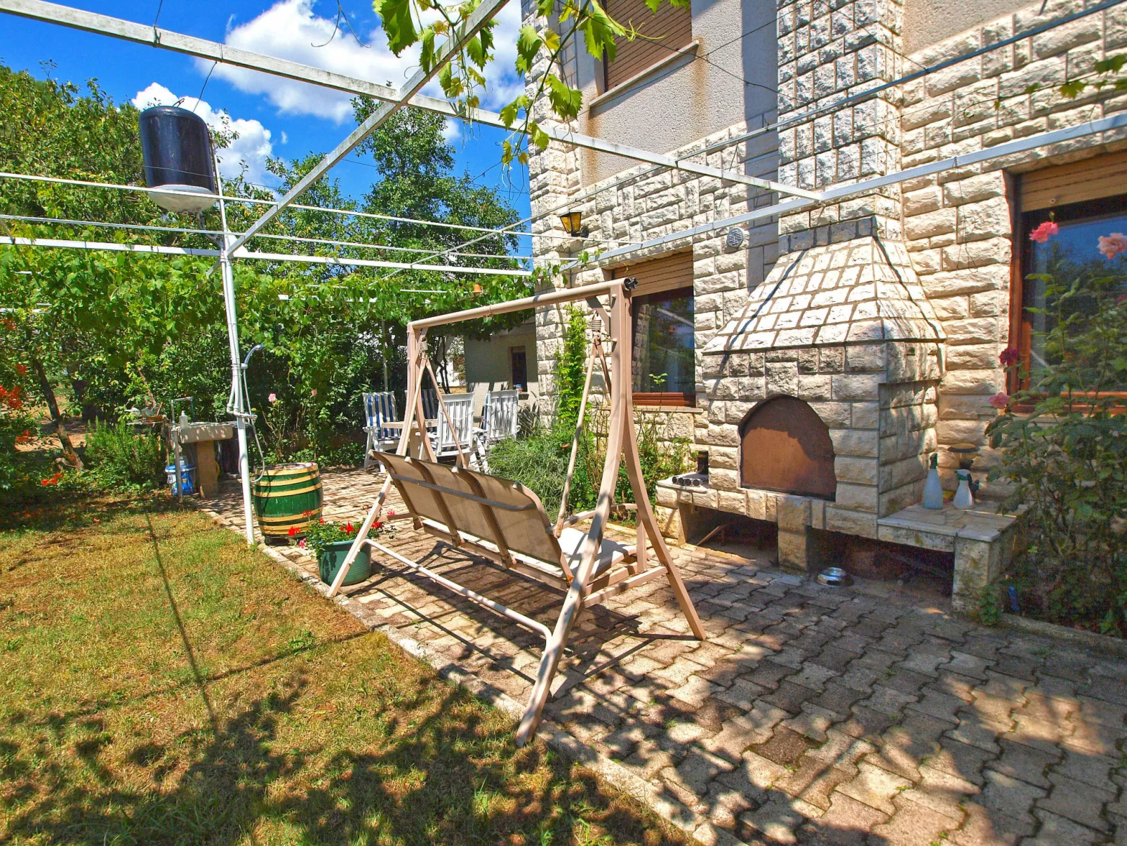 Apartment 1142 - Image-tags.info