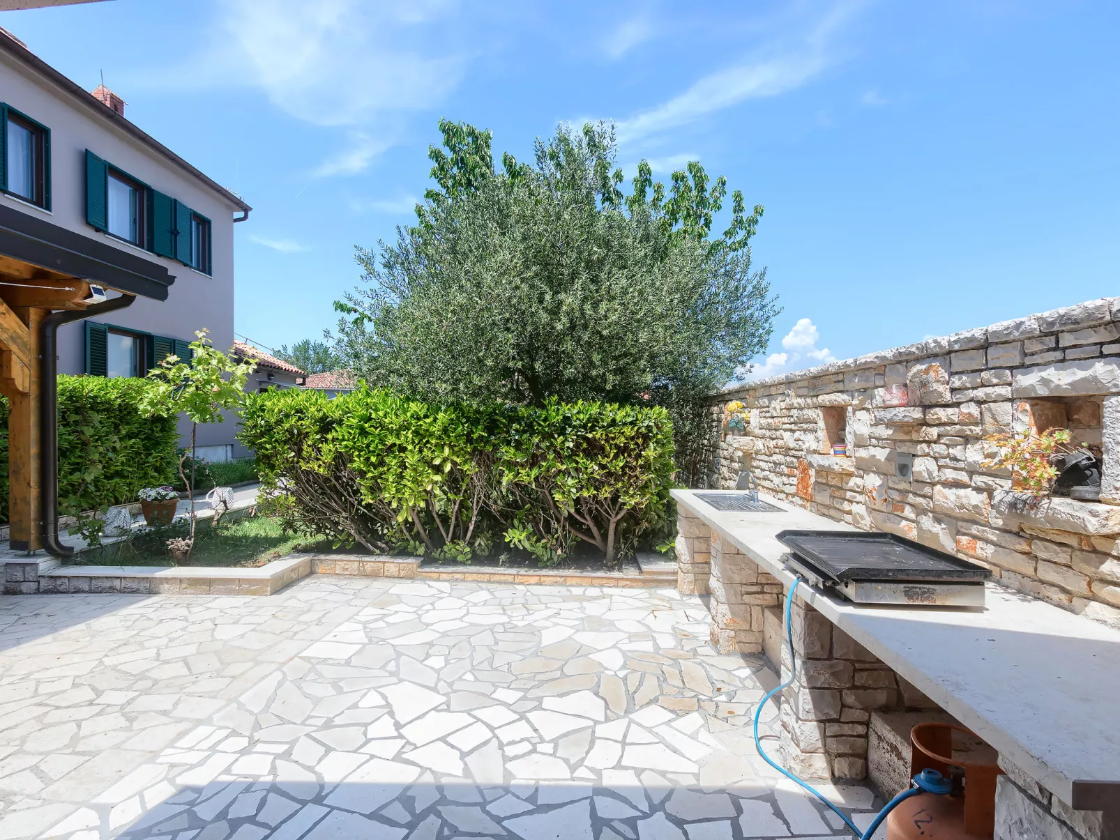 Villa Valbandon - Image-tags.info