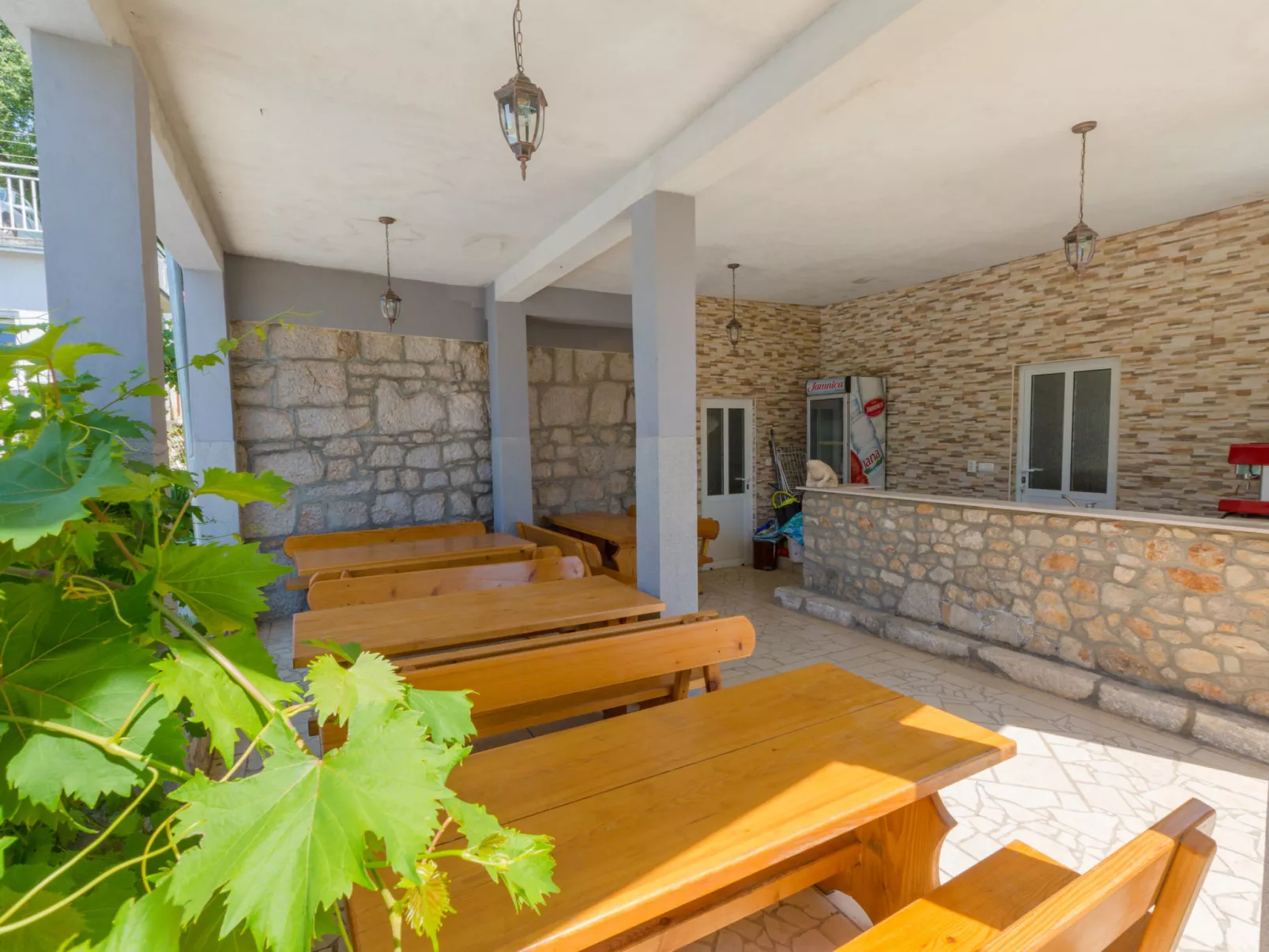 AIDA 8 CH / HR-02446-09 - Image-tags.info