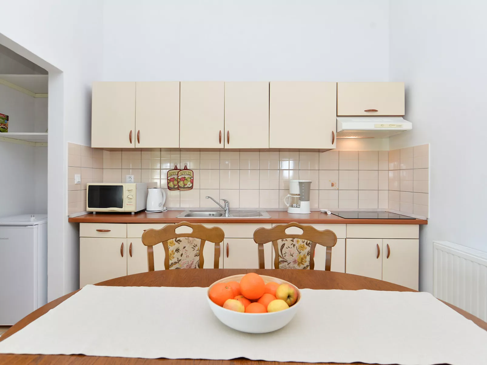 Apartment 719 - Image-tags.info