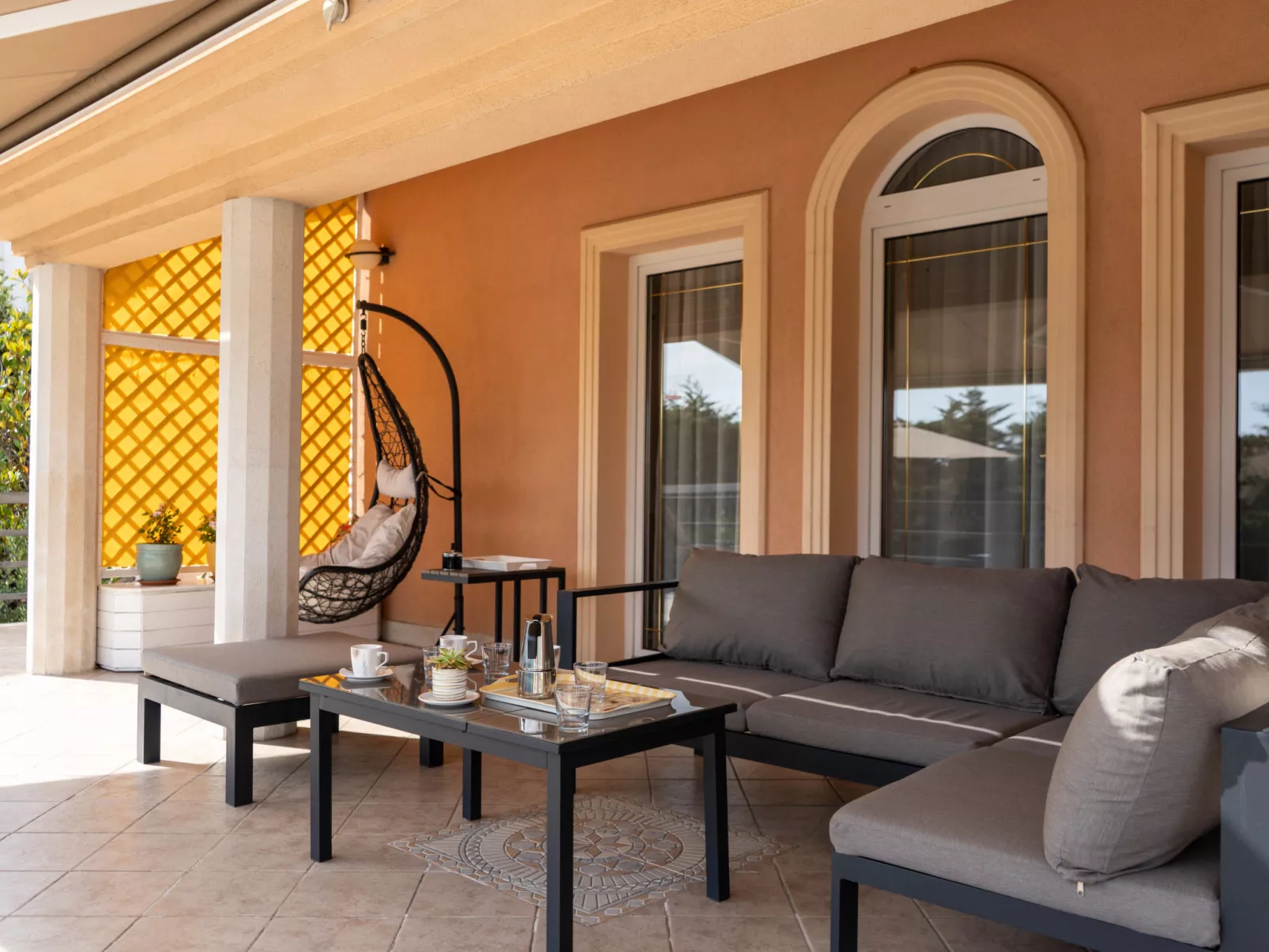 Villa Lady Ni - Image-tags.info