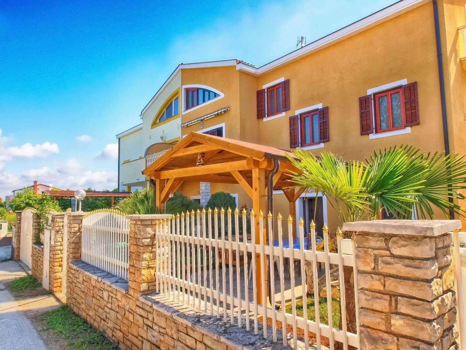 Apartment 1160 - Image-tags.info